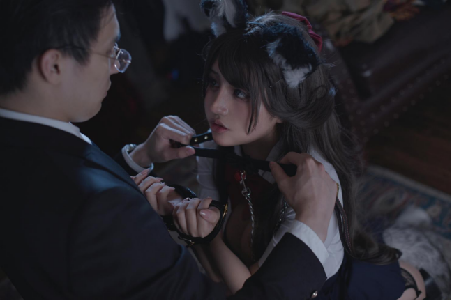 图片[2] - 一笑芳香沁蚕食很多让人着迷的地方，就连男主角都搭配的那么出神入化 - 柒兔瞄